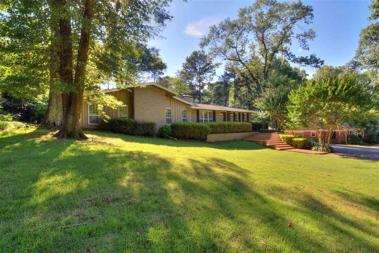 65 South Yates Road Memphis, TN 38120 - Photo 2 of 25