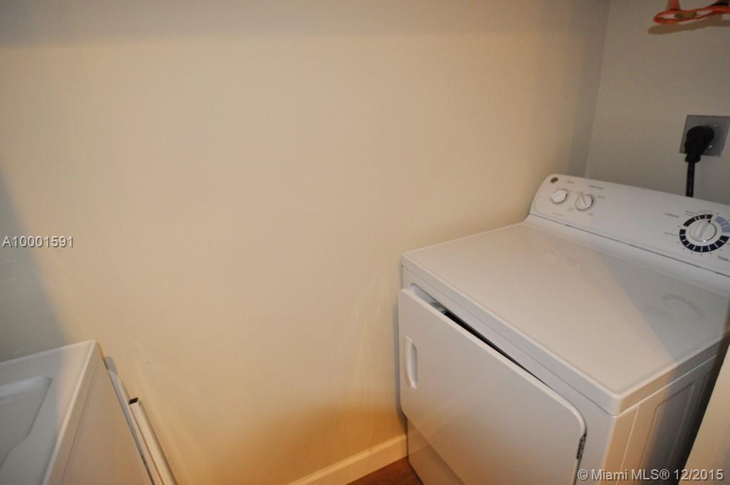 17145 North Bay Road, Unit 4409 Sunny Isles Beach, FL 33160 - Photo 11 of 24