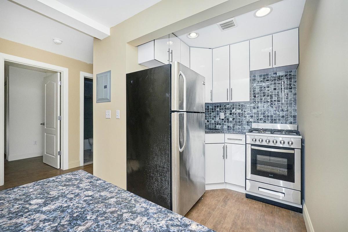 110 West 129th Street, Unit 4R Manhattan, NY 10027 - Photo 4 of 7