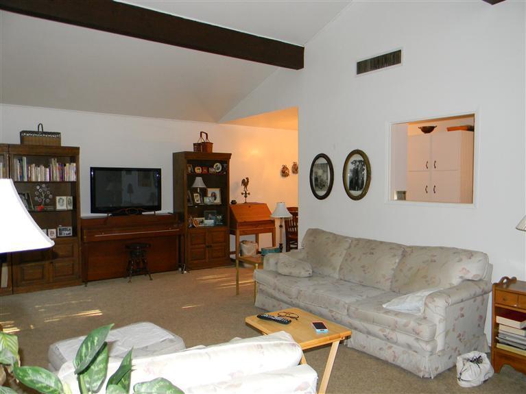 2005 Real Road Bakersfield, CA 93309 - Photo 8 of 19 Another view of the Family room.