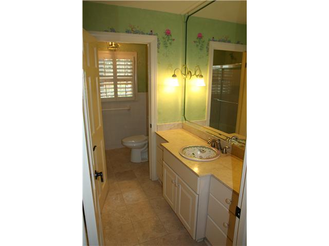 1502 Poplar Ridge Drive Memphis, TN 38120 - Photo 14 of 25 Gallery Image 14