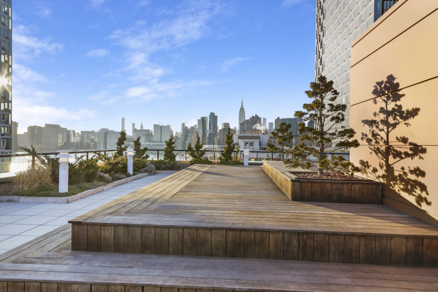 The Powerhouse 2-17 51st Ave, Queens, NY 11101 - Photo 8 of 9