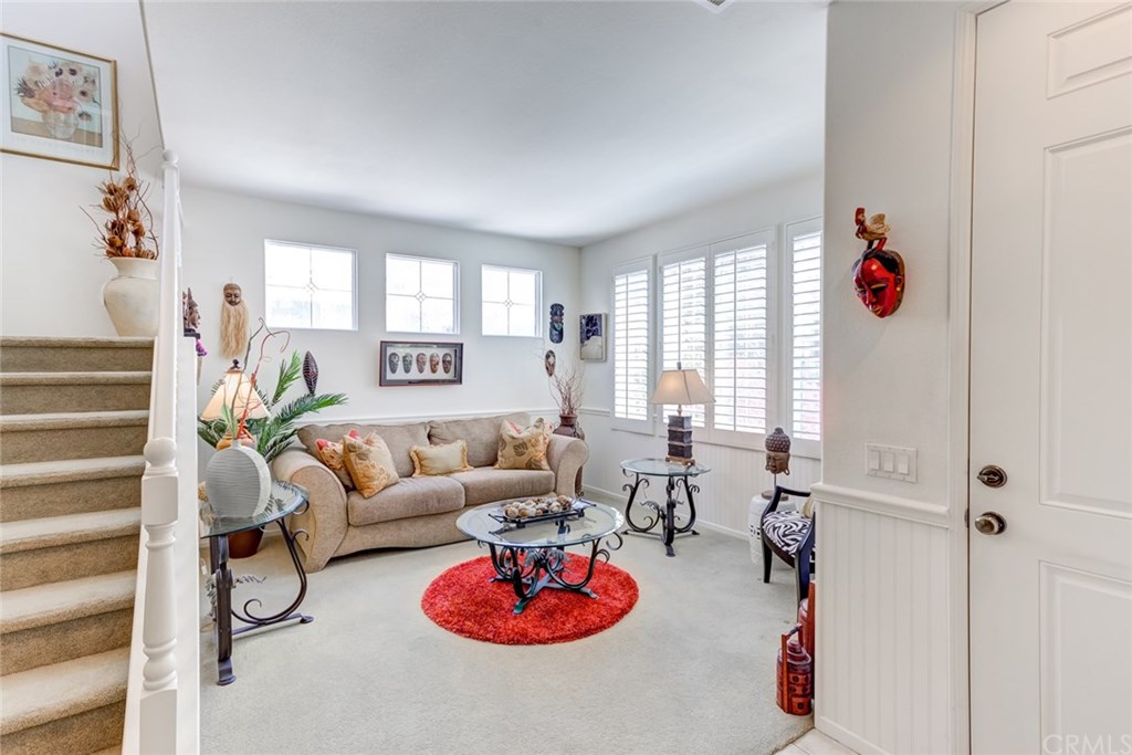 31 Mercantile Way Ladera Ranch, CA 92694 - Photo 2 of 18