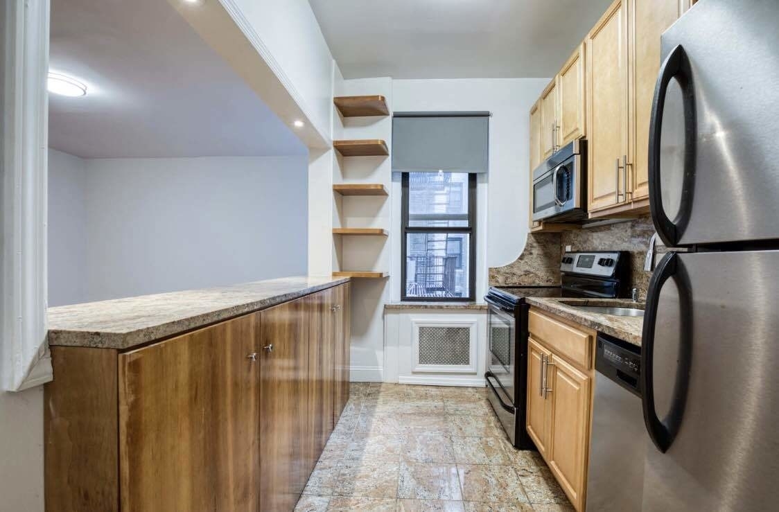 1035 Washington Avenue, Unit 3H Brooklyn, NY 11225 - Photo 1 of 7