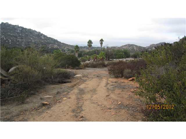12706 Muth Valley Road Lakeside, CA 92040 - Photo 10 of 25 Gallery Image 10