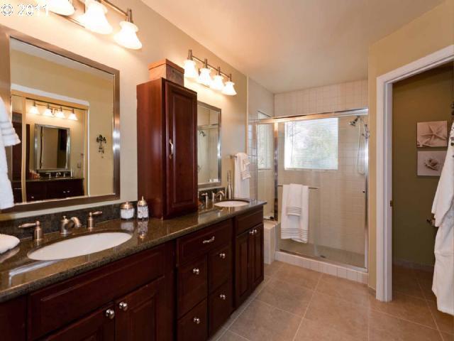 11420 Southwest Pintail Loop Beaverton, OR 97007 - Photo 13 of 16 Gallery Image 13