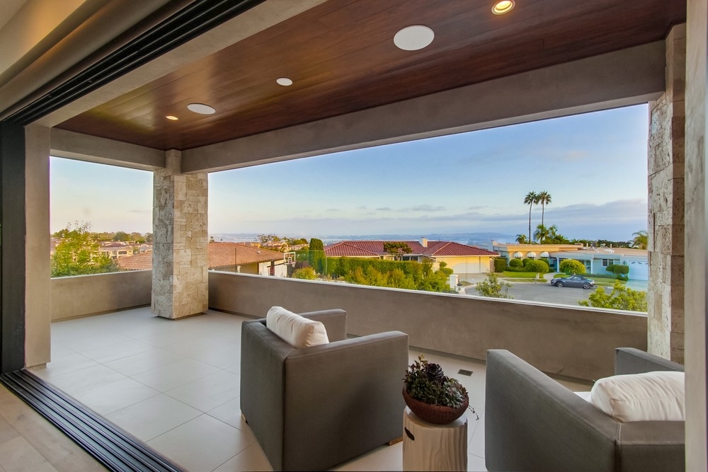 5552 Via Callado La Jolla, CA 92037 - Photo 10 of 25