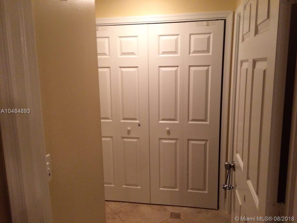 8070 North Nob Hill Road, Unit 104 Tamarac, FL 33321 - Photo 20 of 22