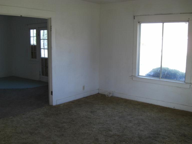 200 2nd Street Buttonwillow, CA 93206 - Photo 3 of 11