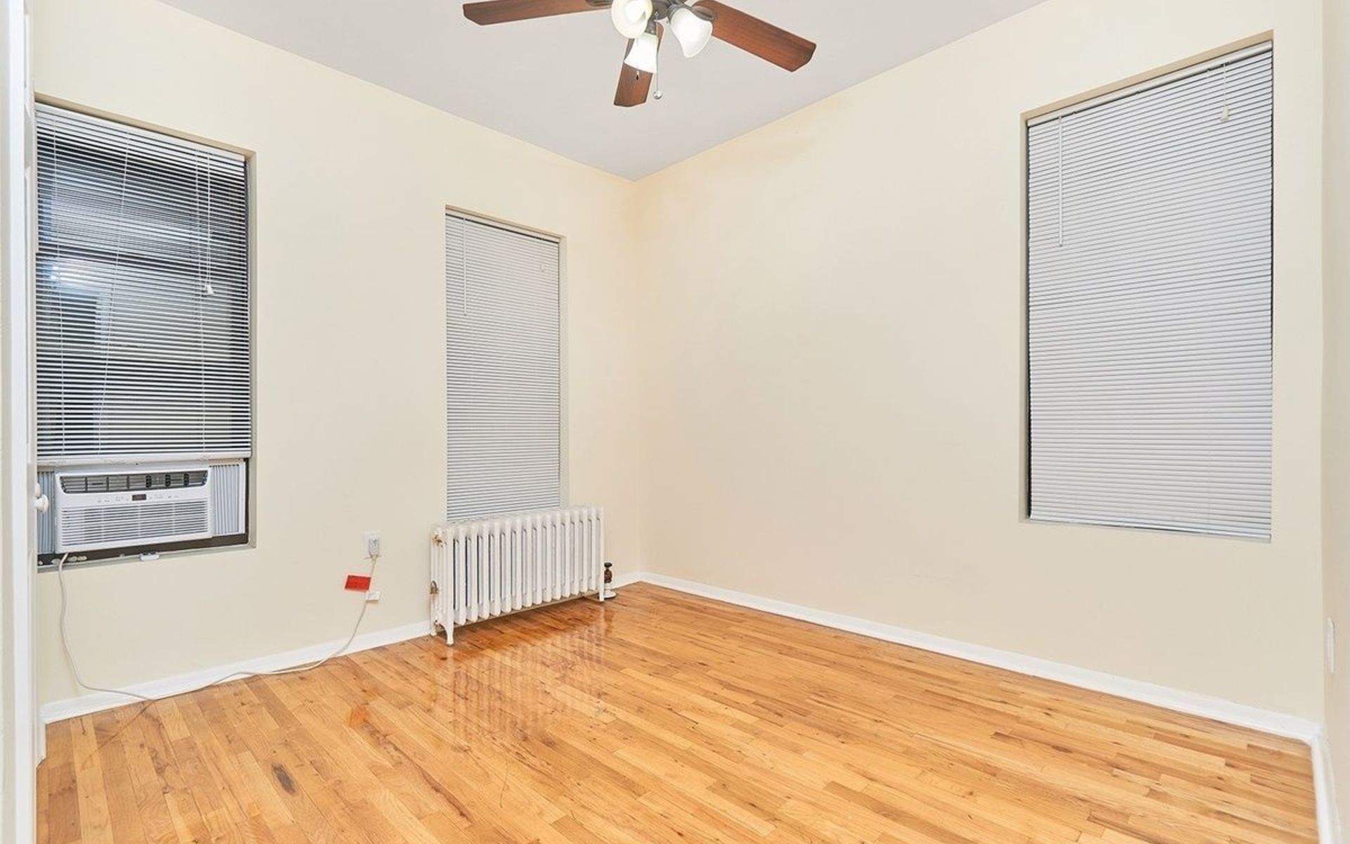 270 East 78th Street, Unit 12 Manhattan, NY 10075 - Photo 6 of 6