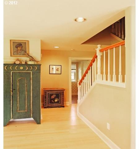 684 Parsons Road Hood River, OR 97031 - Photo 11 of 16 Gallery Image 11