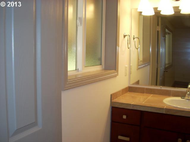 175 Orca Road Woodland, WA 98674 - Photo 5 of 16 Gallery Image 5