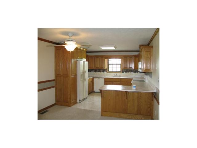 3250 Spain Loop Cypress Inn, TN 38452 - Photo 6 of 12 Gallery Image 6