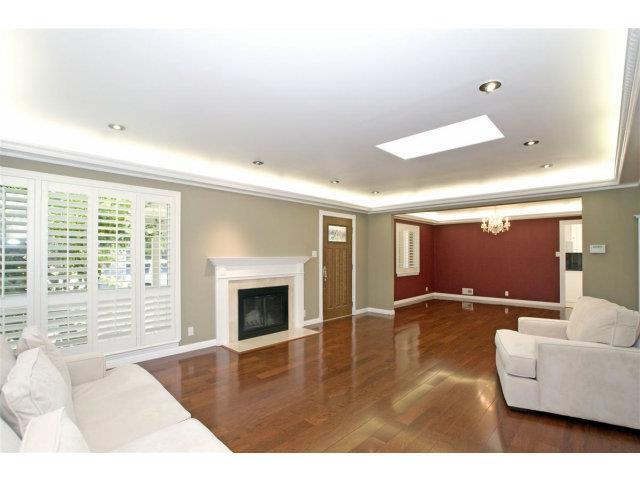 3112 Hillside Drive Burlingame, CA 94010 - Photo 4 of 8