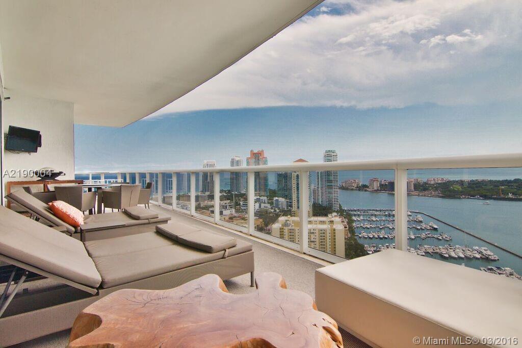 400 Alton Road, Unit PH06 Miami Beach, FL 33139 - Photo 2 of 33