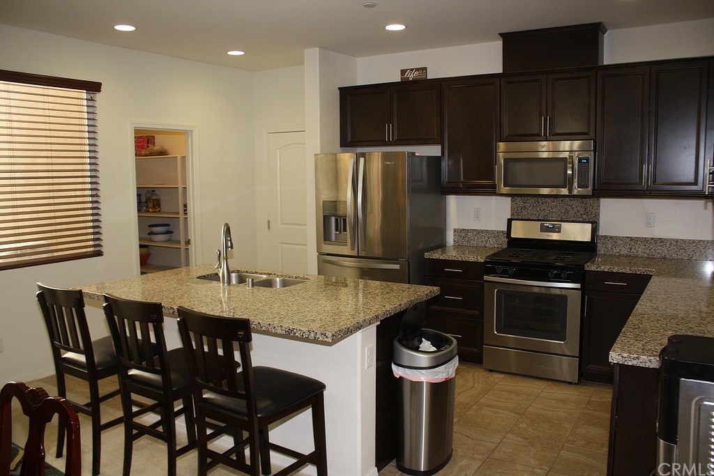 4980 Arborwood Lane Riverside, CA 92504 - Photo 10 of 33