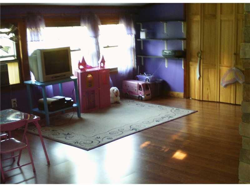 399 McClain Road Beaver Falls, PA 15010 - Photo 13 of 14 Gallery Image 13