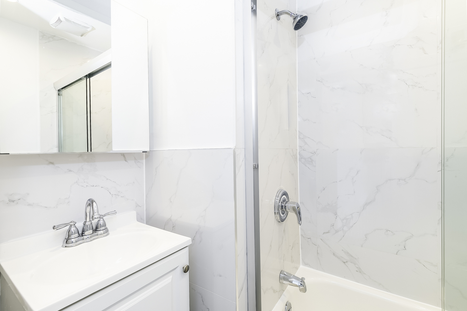 213 North 7th Street, Unit 2S Brooklyn, NY 11211 - Photo 8 of 8