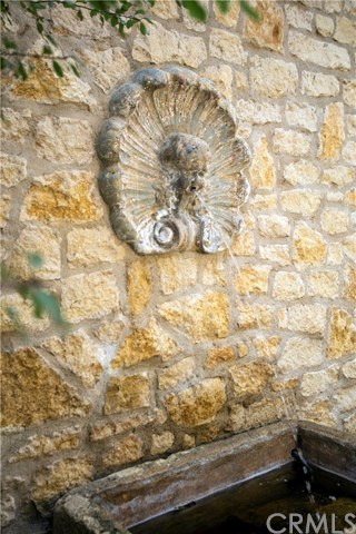 132 Emerald Bay Laguna Beach, CA 92651 - Photo 4 of 11