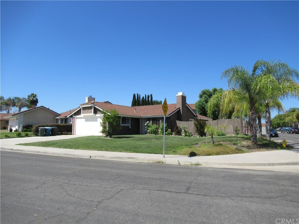 39383 Canyon Rim Circle Temecula, CA 92591 - Photo 1 of 1 Gallery Image 1