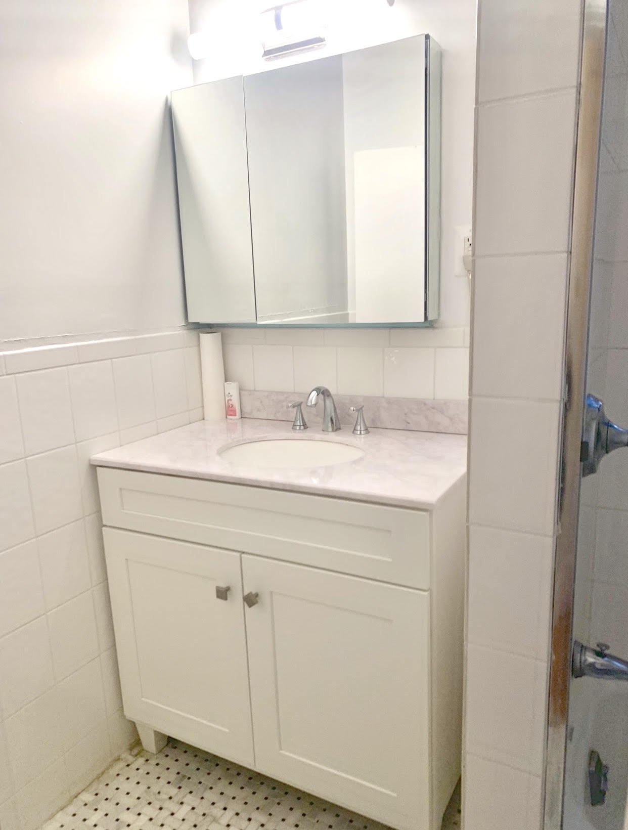 245 West 51st Street, Unit 1001 Manhattan, NY 10019 - Photo 10 of 17