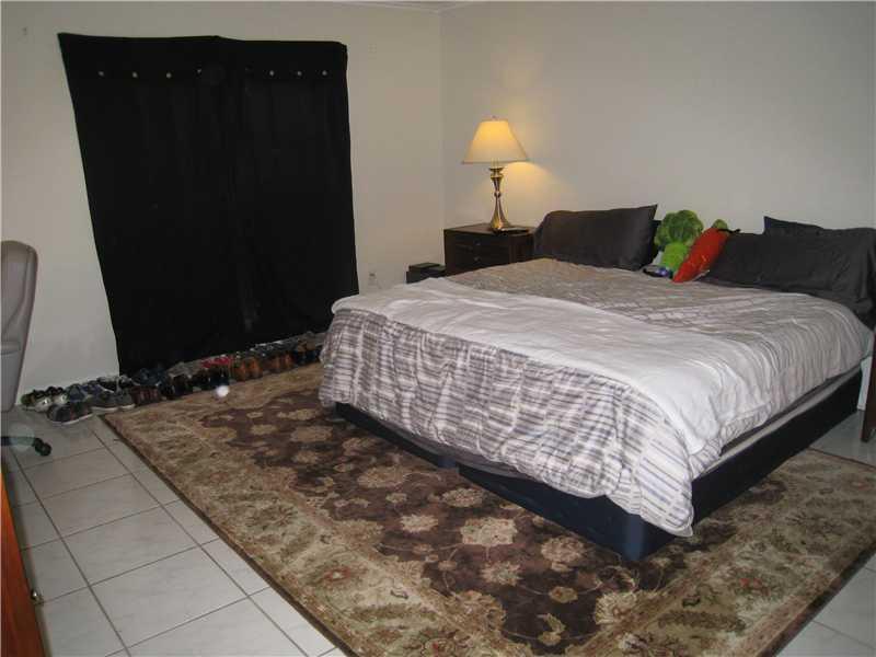 7039 Southwest 115th Place, Unit C27 Miami, FL 33173 - Photo 5 of 9