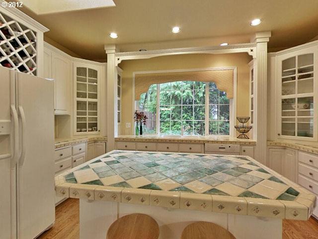 2423 Northwest Mill Pond Road Portland, OR 97229 - Photo 10 of 16 Gallery Image 10