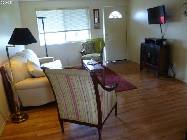 1650 Rainier Road Woodburn, OR 97071 - Photo 11 of 13 Gallery Image 11