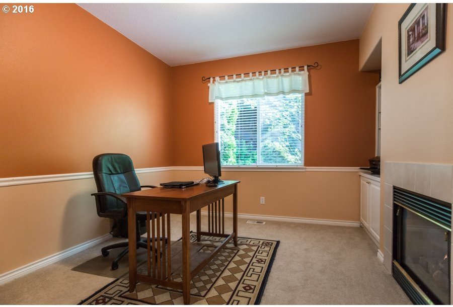 16085 Southwest Goshawk Street Beaverton, OR 97007 - Photo 7 of 16 Gallery Image 7
