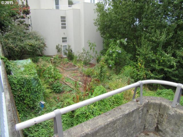 2641 Northwest Cornell Road Portland, OR 97210 - Photo 5 of 7 Gallery Image 5