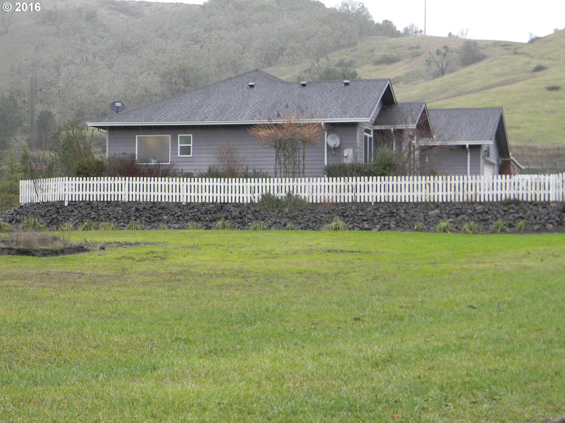 1606 Buckhorn Road Roseburg, OR 97470 - Photo 17 of 31 Gallery Image 17