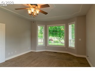 205 Leeper Road Sutherlin, OR 97479 - Photo 11 of 32