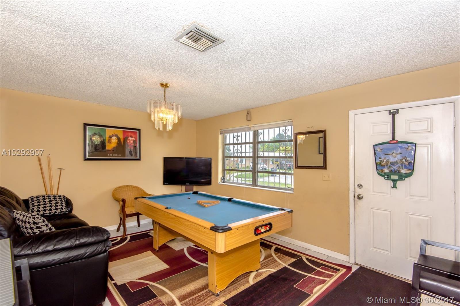 1613 Southwest 5th Street Homestead, FL 33030 - Photo 4 of 12 Gallery Image 4