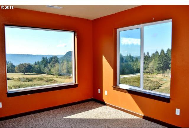 361 Sprinkle Road Washougal, WA 98671 - Photo 10 of 16