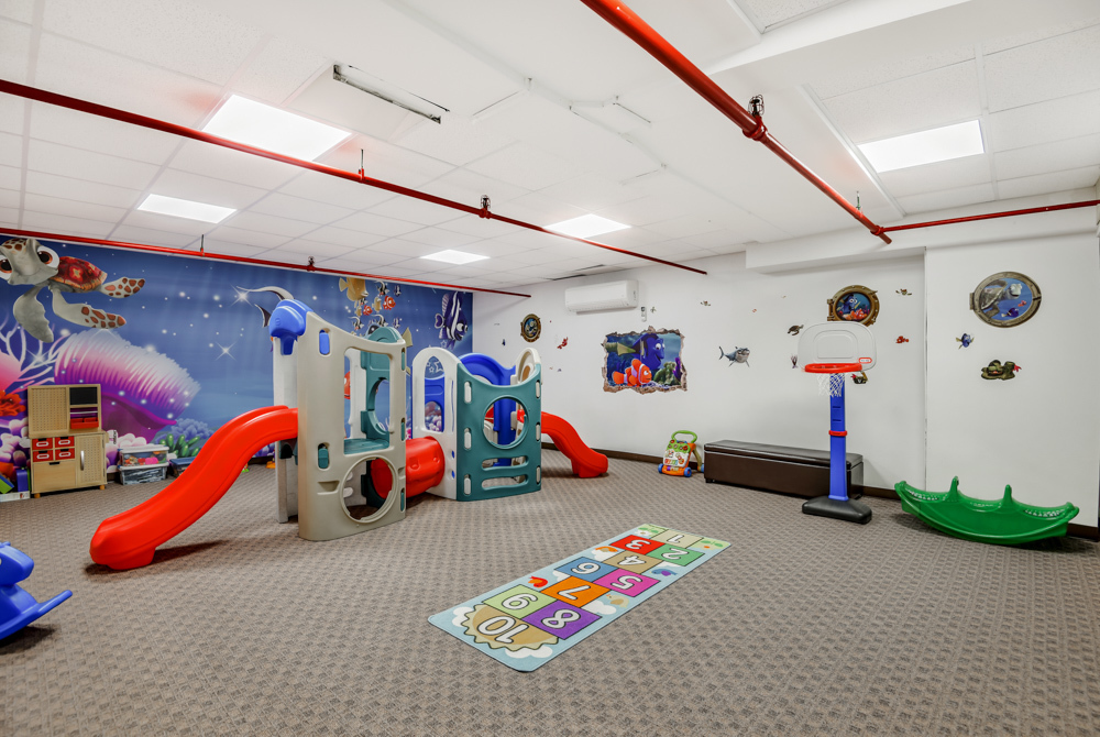 301 E 87th St, Manhattan, NY 10128 - Photo 1 of 2