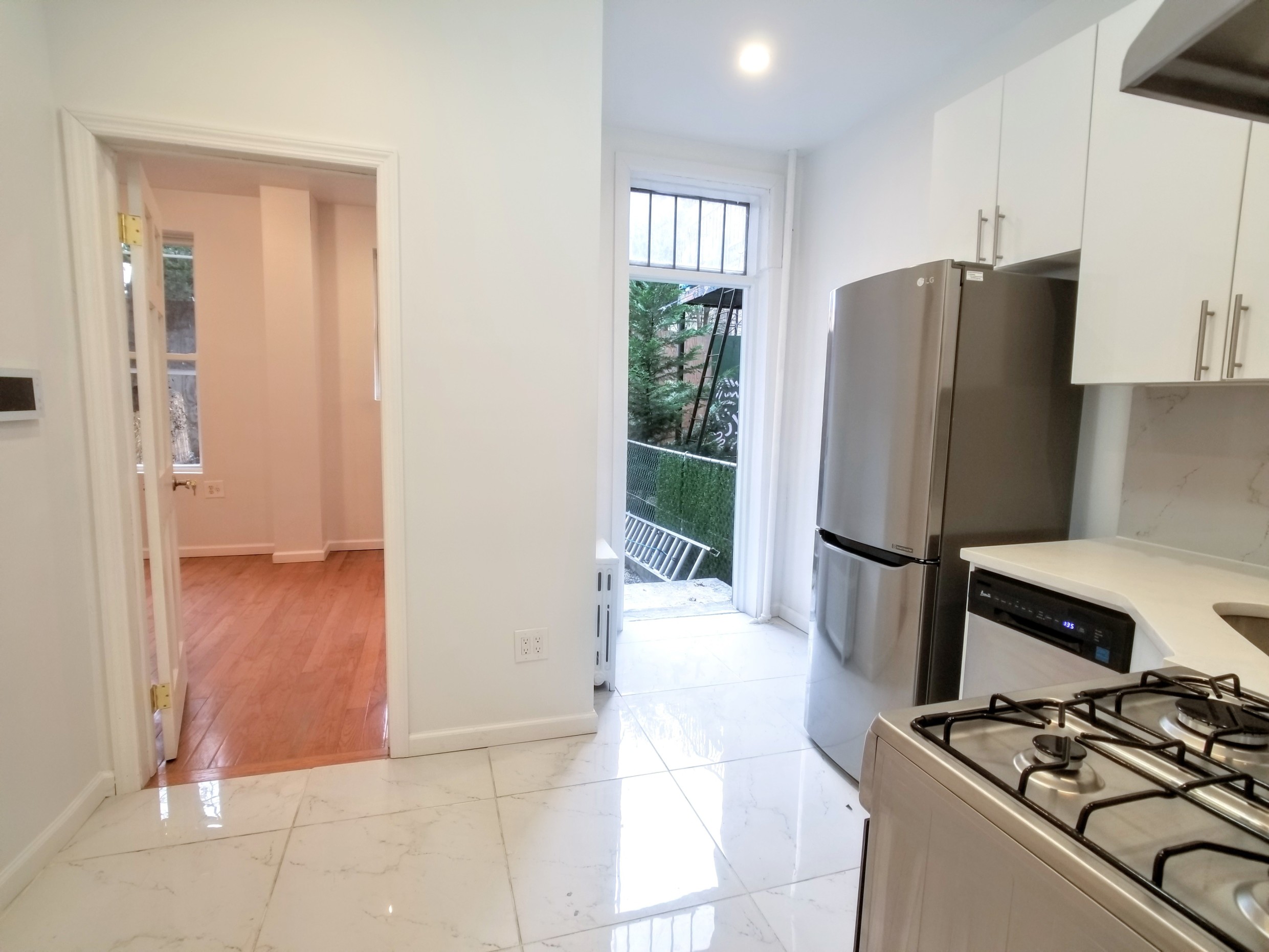 578 Morgan Avenue, Unit 1 Brooklyn, NY 11222 - Photo 10 of 13
