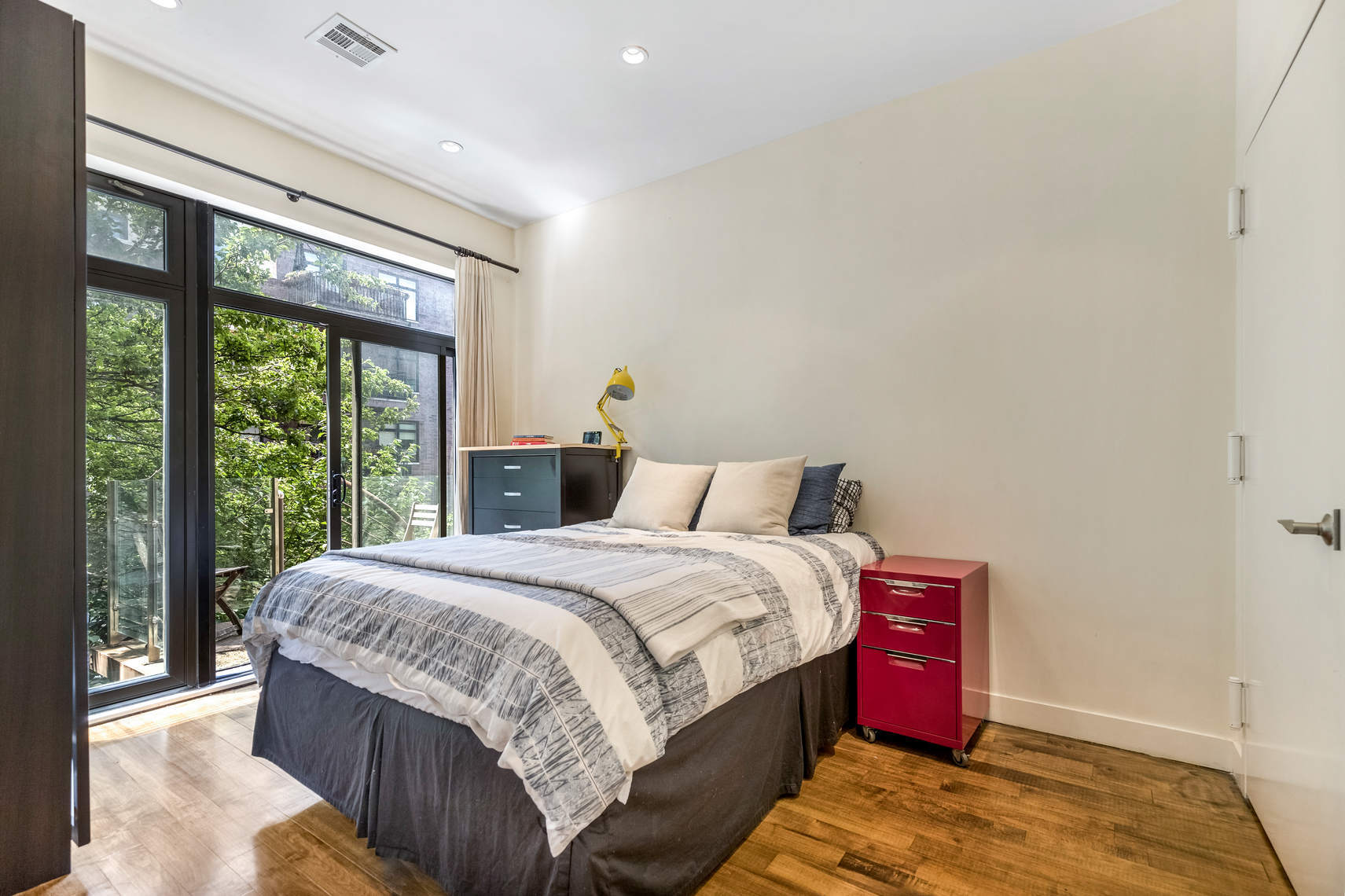 188 15th Street, Unit 201 Brooklyn, NY 11215 - Photo 5 of 14