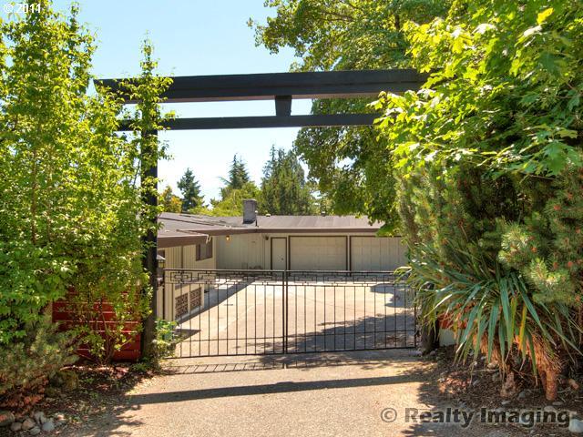 7030 Southwest Gable Parkway Portland, OR 97225 - Photo 1 of 13 Gallery Image 1