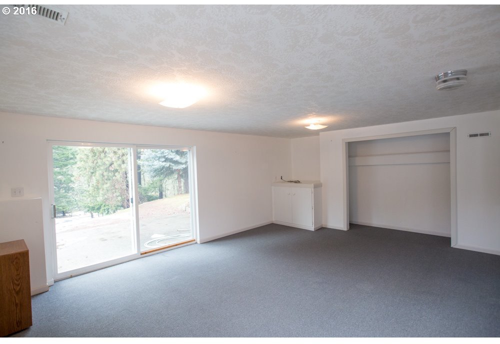 20 Henderson Road Lyle, WA 98635 - Photo 13 of 32 Gallery Image 13
