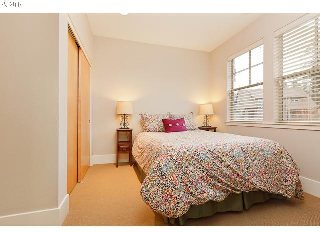 10167 Southwest Morrison Street Portland, OR 97225 - Photo 16 of 16 Gallery Image 16