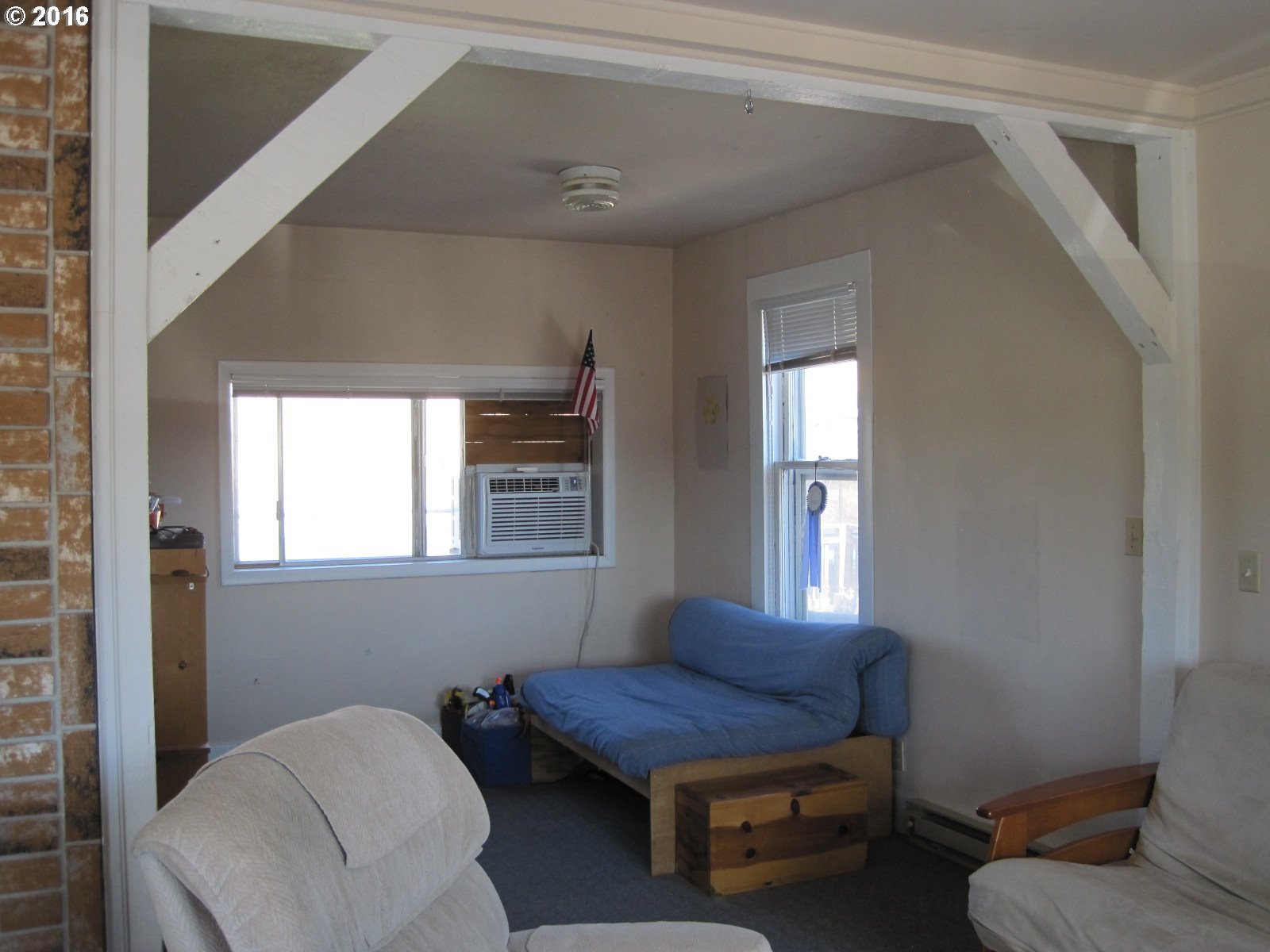 25 Northwest Vanderpool Street Dufur, OR 97021 - Photo 6 of 20 Gallery Image 6