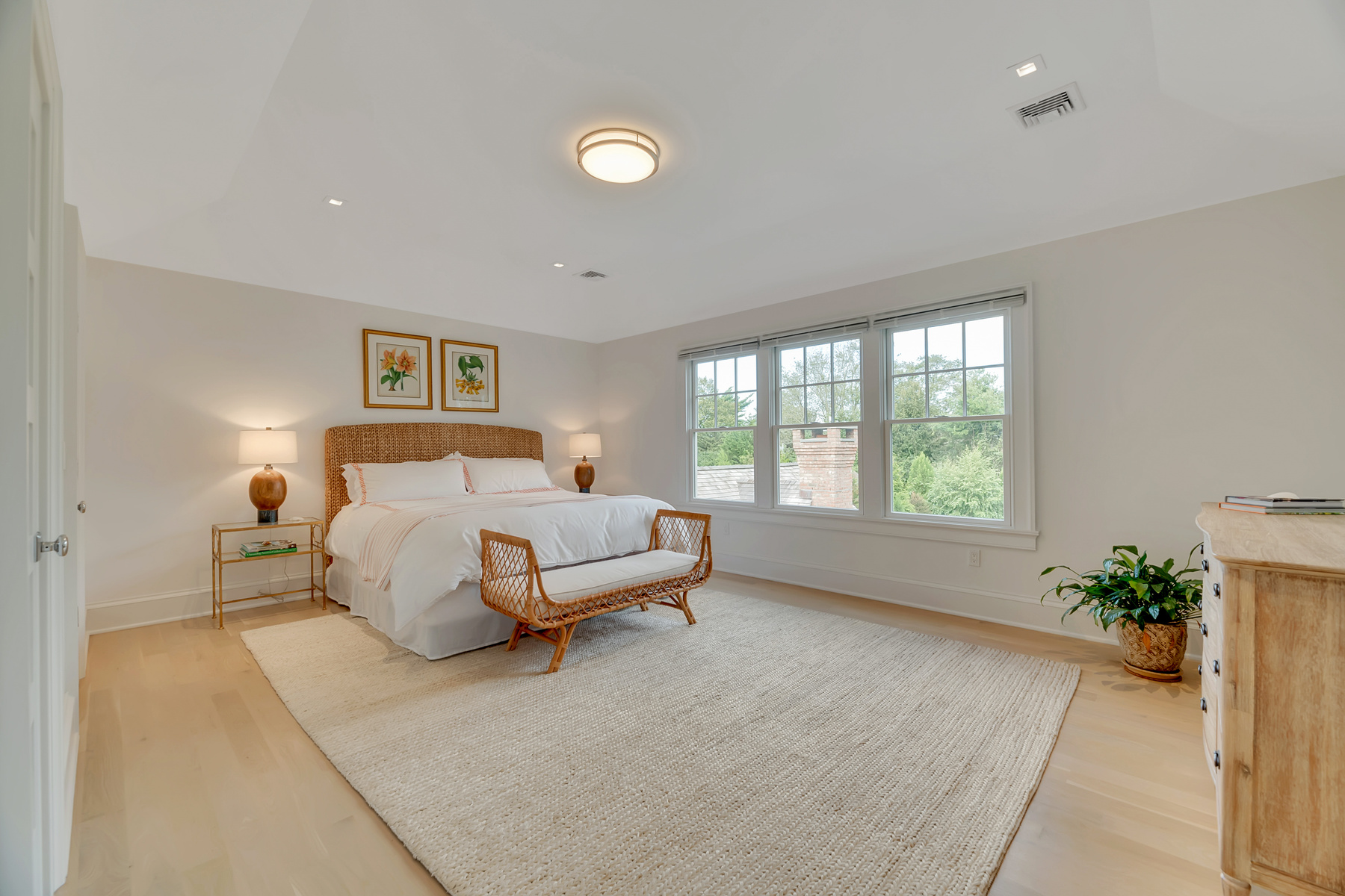 166 Maple Lane Bridgehampton, NY 11932 - Photo 10 of 20