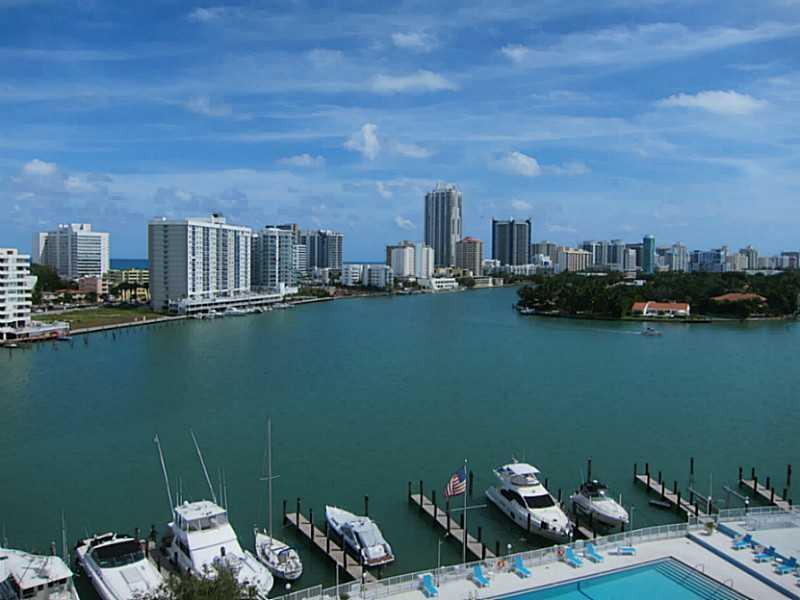 Normandy Isle Miami Beach, FL 33141 - Photo 27 of 31