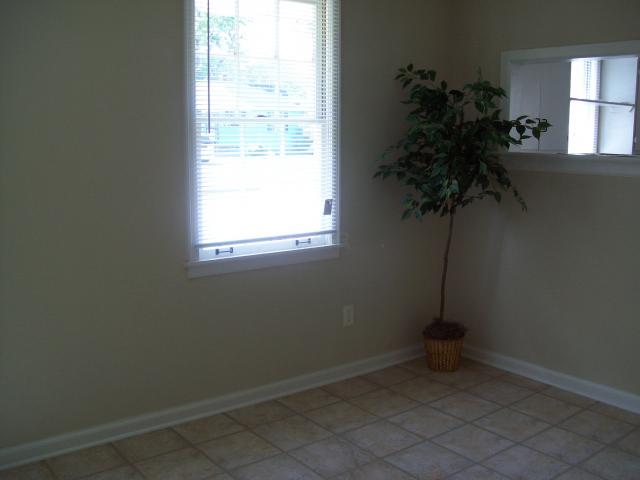 4412 Ferndale Road Memphis, TN 38122 - Photo 2 of 12