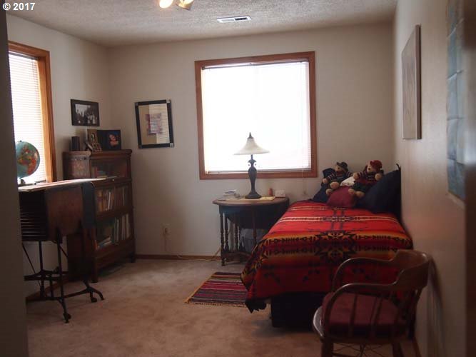 81080 Shadybrook Road Tygh Valley, OR 97063 - Photo 7 of 32 Gallery Image 7