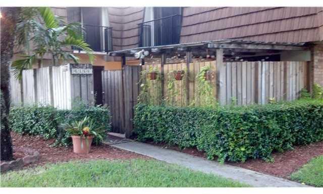 Pine Island Ridge Davie, FL 33324 - Photo 2 of 14