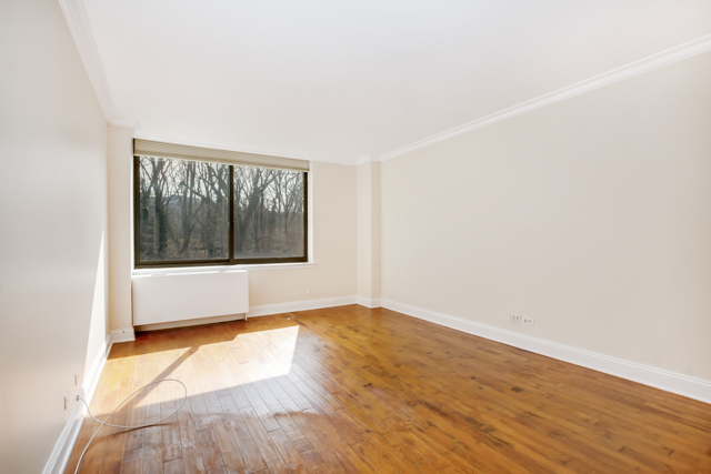 2521 Palisade Avenue, Unit 5A Bronx, NY 10463 - Photo 5 of 8