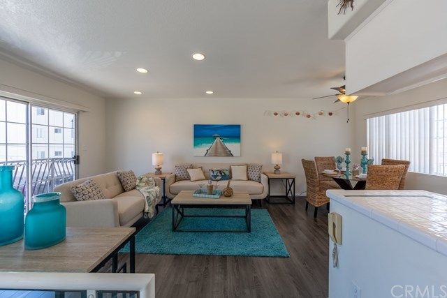 $700,000 | 80 62nd Place, Unit 2A, Long Beach, CA 90803
