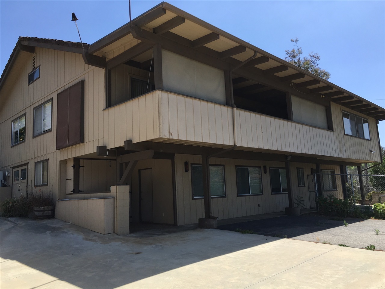 2202 M And R Ranch Road Fallbrook, CA 92028 - Photo 20 of 25