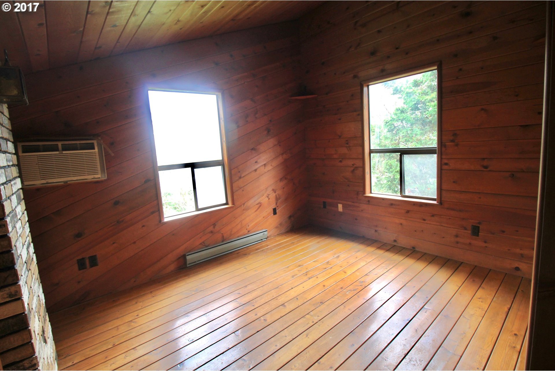 8015 Southwest Rodlun Road Gresham, OR 97080 - Photo 17 of 27